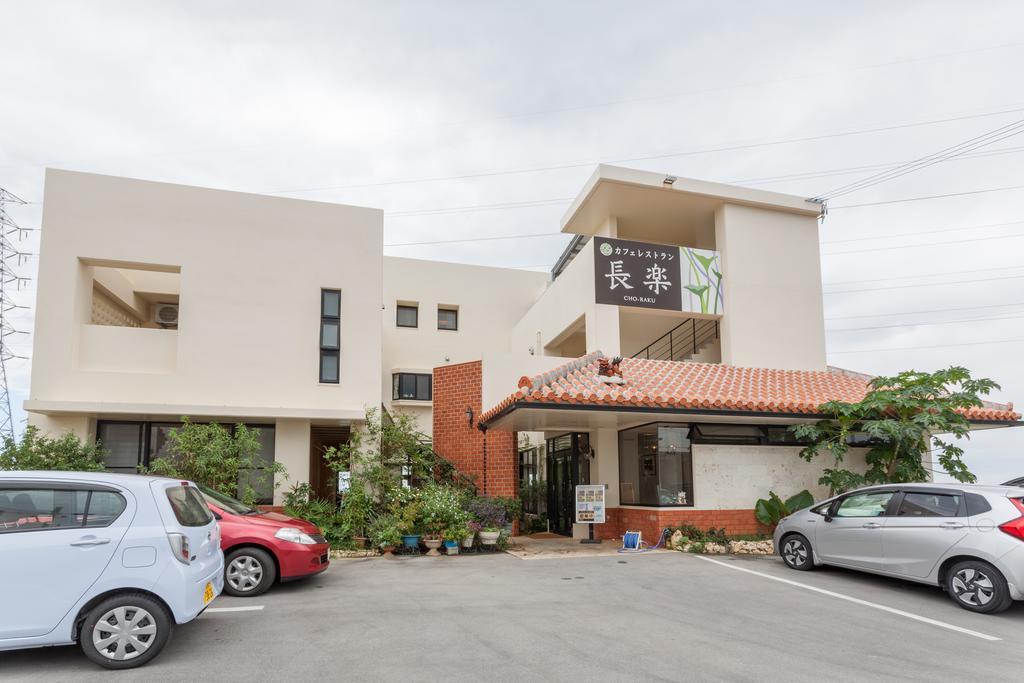 Kariyushi Condominium Ocean Hills Chouraku Stay Kin Eksteriør billede